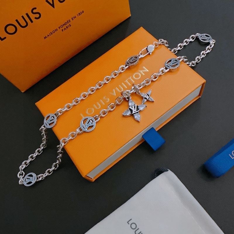 Louis Vuitton Necklaces